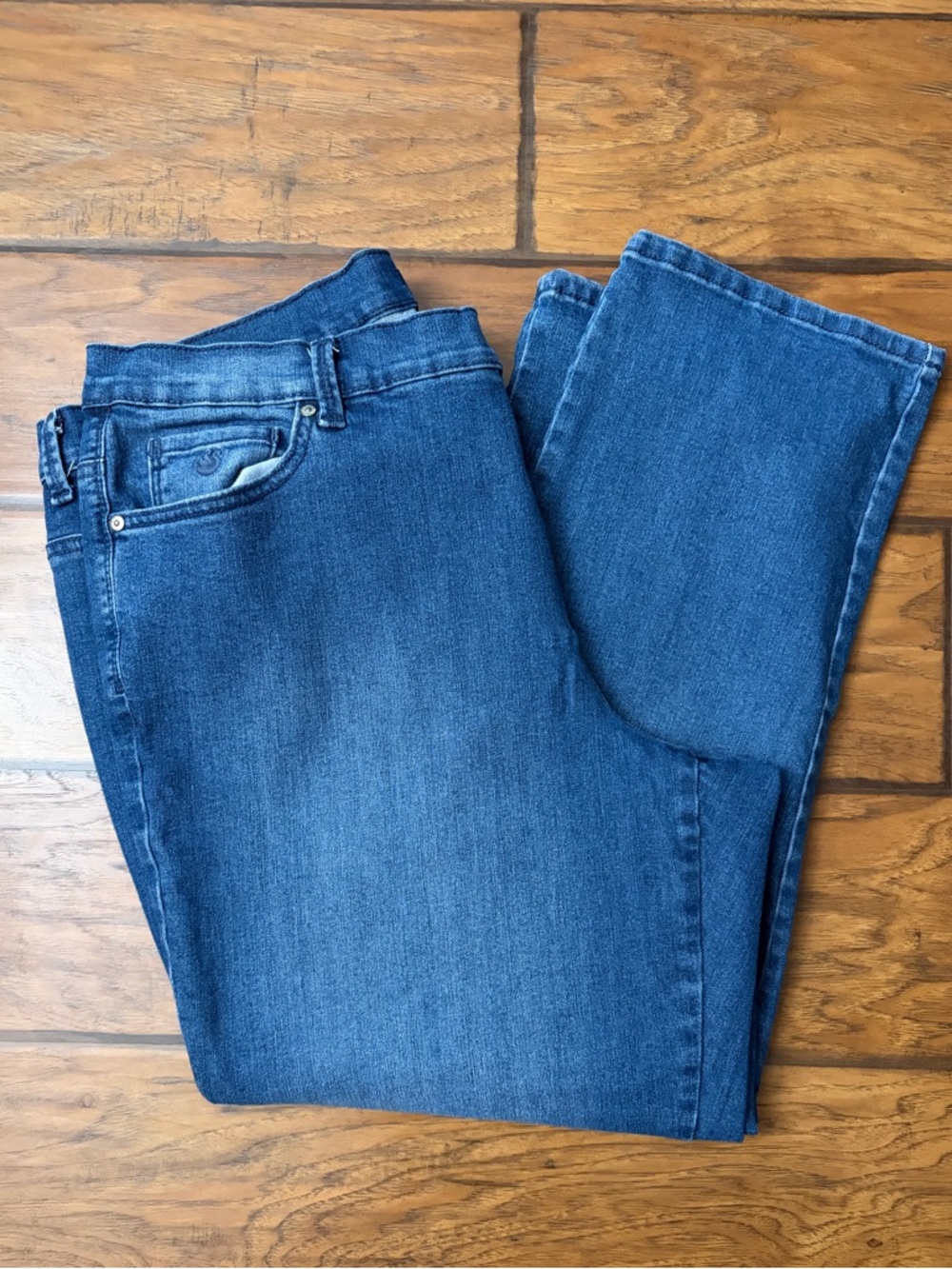 Gloria Vanderbilt - Amanda Size 16W Short - Jeans